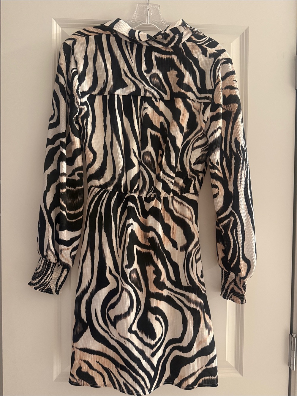 Anthropologie graphic mini dress - Picture 7 of 10